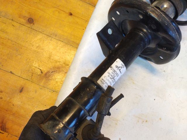 bontott FIAT 500 Bal első Gólyaláb (Lengécsillapító, Rugó)