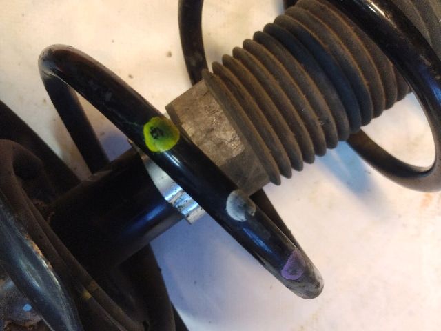 bontott FIAT 500 Bal első Gólyaláb (Lengécsillapító, Rugó)