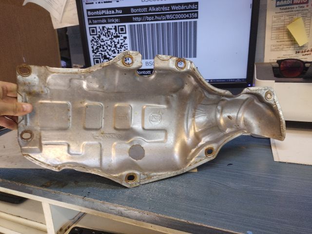 bontott FIAT 500 Katalizátor Hővédő Lemez