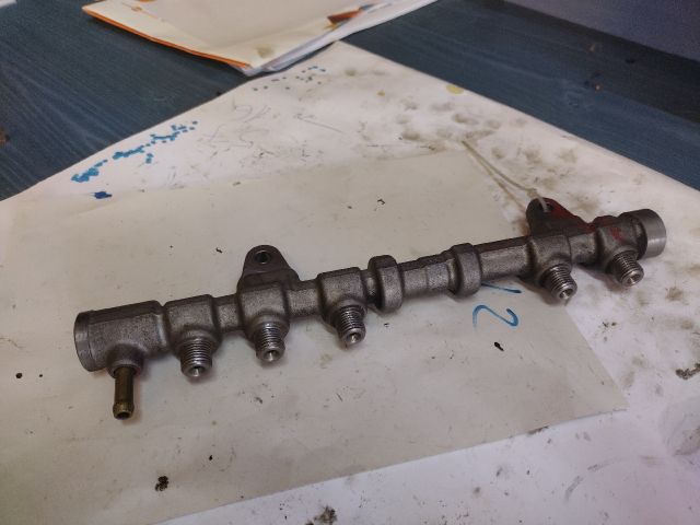 bontott FIAT 500 Közösnyomócső