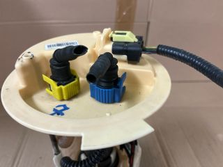 bontott FIAT 500 Üzemanyag Szivattyú