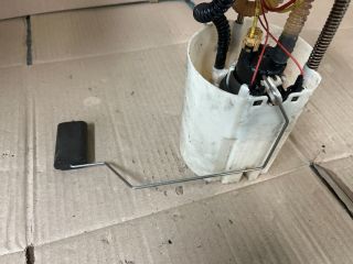 bontott FIAT 500 Üzemanyag Szivattyú