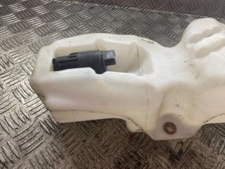 bontott FIAT 500 Ablakmosó Tartály