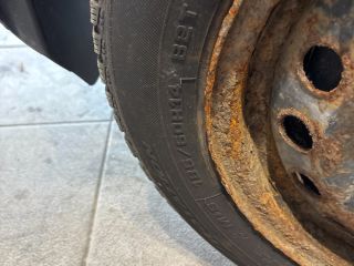 bontott FIAT 500 Acélfelni Gumival (1 db)