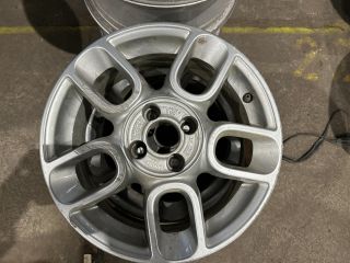 bontott FIAT 500 Alufelni (1 db)