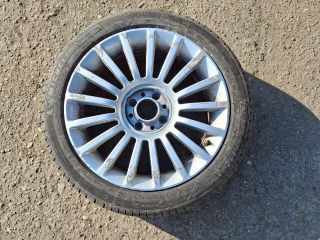 bontott FIAT 500 Alufelni Gumival (1 db)