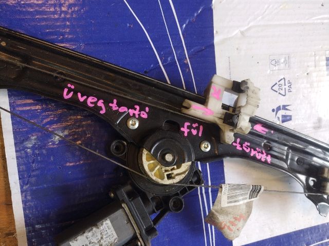 bontott FIAT 500 Bal első Ablakemelő Szerkezet (Elektromos)