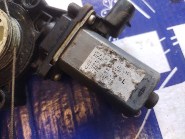 bontott FIAT 500 Bal első Ablakemelő Szerkezet (Elektromos)