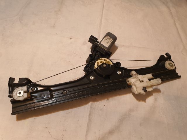 bontott FIAT 500 Bal első Ablakemelő Szerkezet (Elektromos)