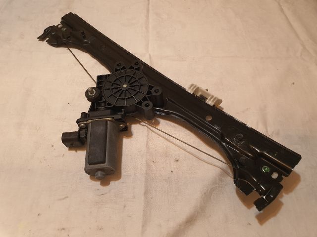 bontott FIAT 500 Bal első Ablakemelő Szerkezet (Elektromos)