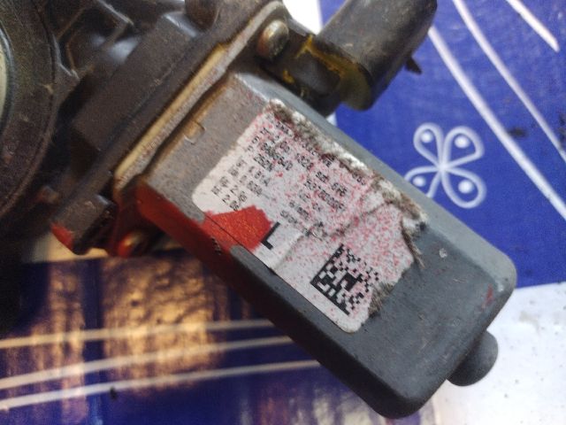 bontott FIAT 500 Bal első Ablakemelő Szerkezet (Elektromos)