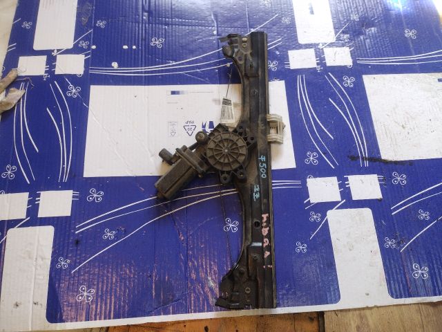 bontott FIAT 500 Bal első Ablakemelő Szerkezet (Elektromos)