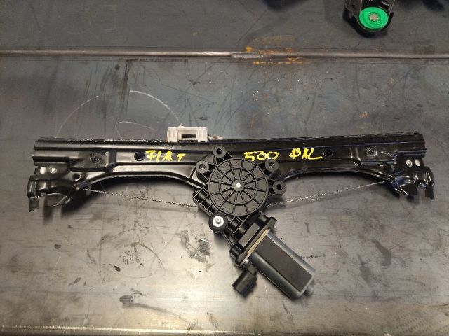 bontott FIAT 500 Bal első Ablakemelő Szerkezet (Elektromos)