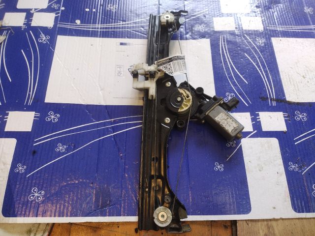 bontott FIAT 500 Bal első Ablakemelő Szerkezet (Elektromos)