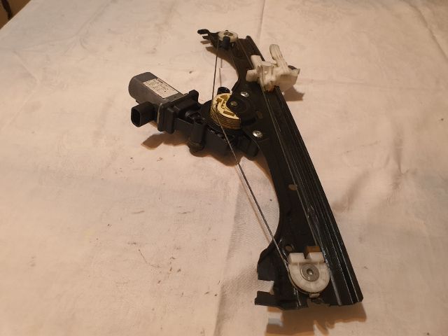 bontott FIAT 500 Bal első Ablakemelő Szerkezet (Elektromos)