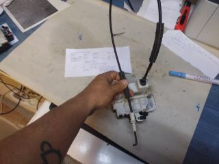 bontott FIAT 500 Bal első Ajtózár