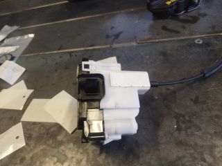 bontott FIAT 500 Bal első Ajtózár