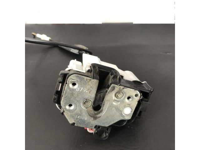 bontott FIAT 500 Bal első Ajtózár