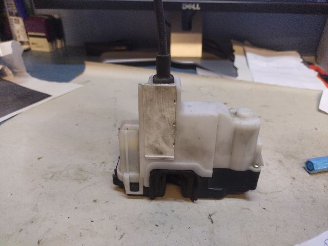 bontott FIAT 500 Bal első Ajtózár