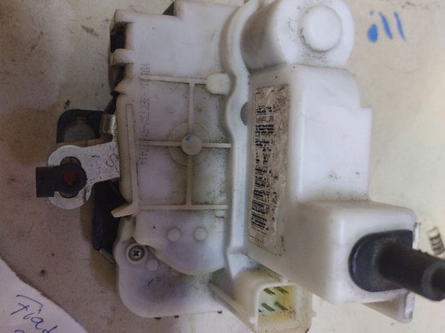 bontott FIAT 500 Bal első Ajtózár