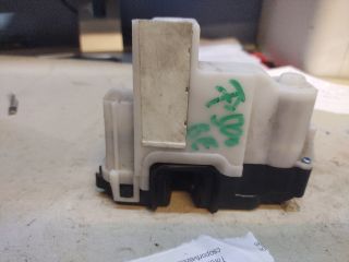 bontott FIAT 500 Bal első Ajtózár