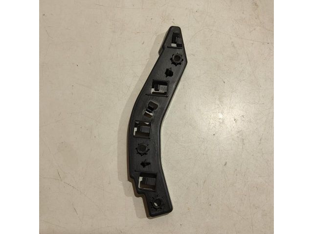 bontott FIAT 500 Bal első Lökhárító Tartó (Műanyag)