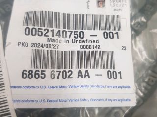 bontott FIAT 500 Bal első Lökhárító Tartó (Műanyag)