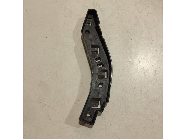 bontott FIAT 500 Bal első Lökhárító Tartó (Műanyag)