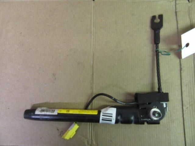 bontott FIAT 500 Bal első Övfeszítő