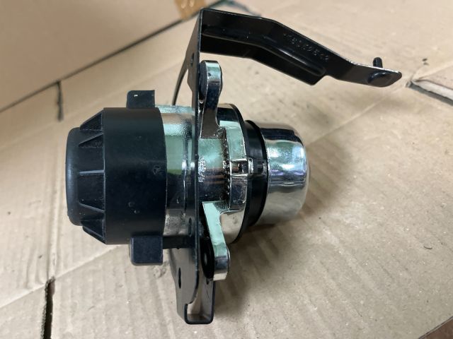 bontott FIAT 500 Bal Ködfényszóró