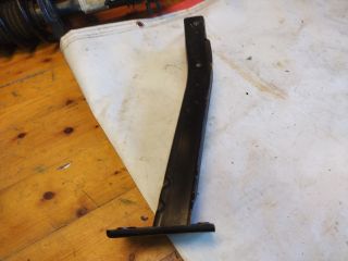 bontott FIAT 500 Bal Lökhárító Tartó Nyúlványvég