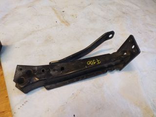 bontott FIAT 500 Bal Lökhárító Tartó Nyúlványvég