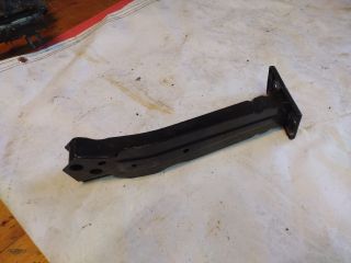 bontott FIAT 500 Bal Lökhárító Tartó Nyúlványvég