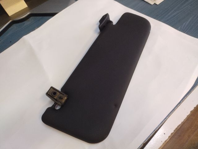 bontott FIAT 500 Bal Napellenző