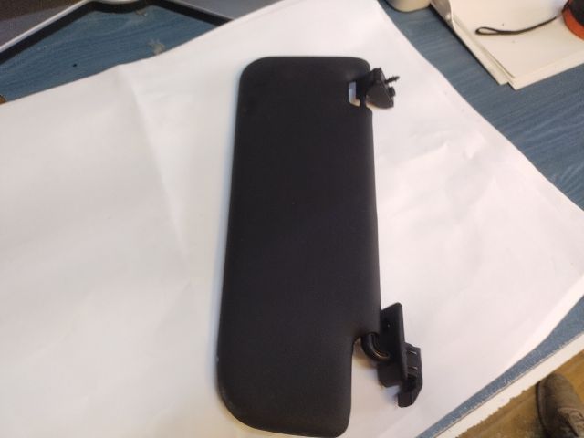 bontott FIAT 500 Bal Napellenző