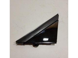 bontott FIAT 500 Bal Sárvédő Csavar Burkolat