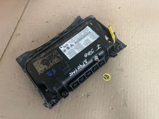 bontott FIAT 500 Bal Térdlégzsák