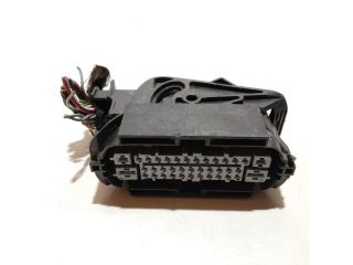 bontott FIAT 500 Csatlakozó