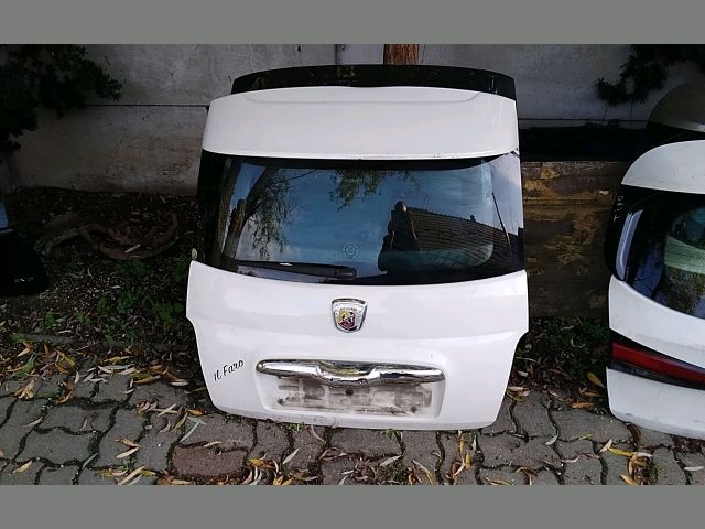 bontott FIAT 500 Csomagtérajtó (Üres lemez)