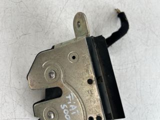 bontott FIAT 500 Csomagtérajtó Zárszerkezet