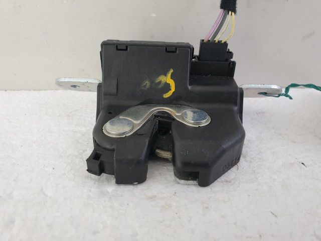 bontott FIAT 500 Csomagtérajtó Zárszerkezet