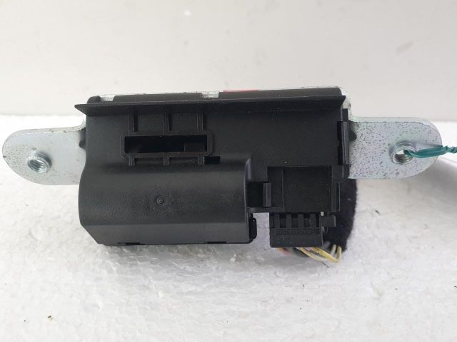 bontott FIAT 500 Csomagtérajtó Zárszerkezet