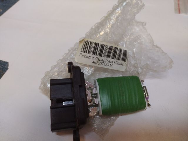 bontott FIAT 500 Előtét Ellenállás Fűtőmotor