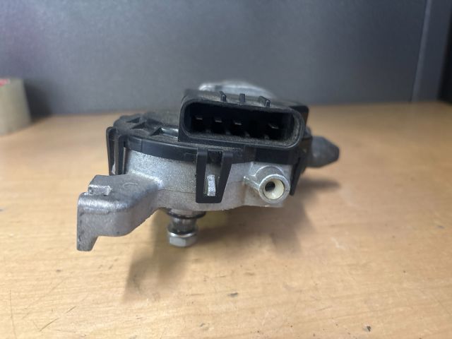 bontott FIAT 500 Első Ablaktörlő Motor