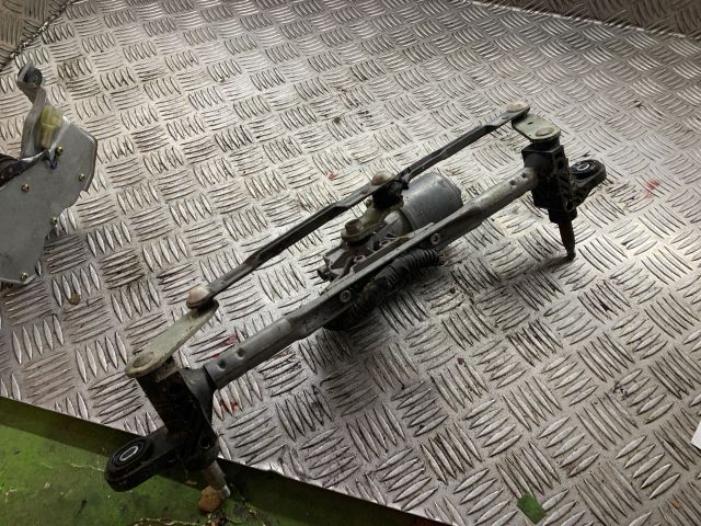 bontott FIAT 500 Első Ablaktörlő Szerkezet Motorral