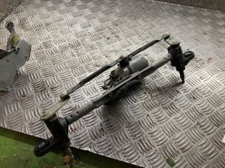 bontott FIAT 500 Első Ablaktörlő Szerkezet Motorral