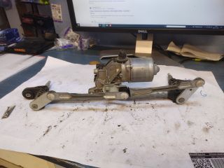 bontott FIAT 500 Első Ablaktörlő Szerkezet