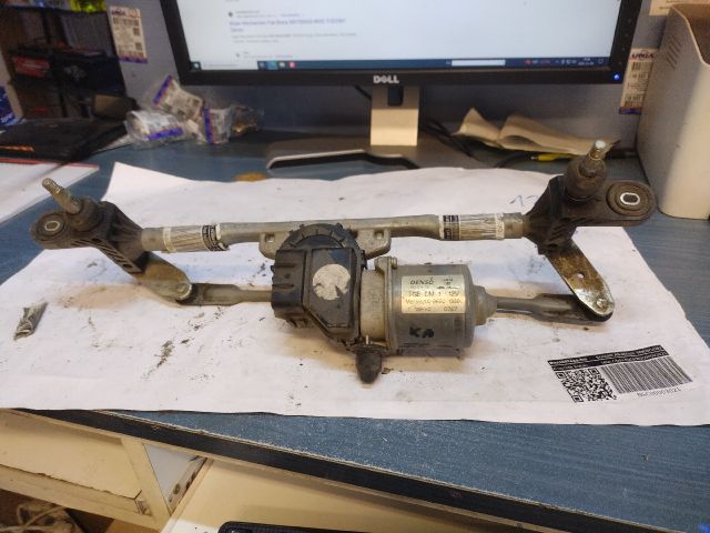 bontott FIAT 500 Első Ablaktörlő Szerkezet