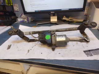 bontott FIAT 500 Első Ablaktörlő Szerkezet