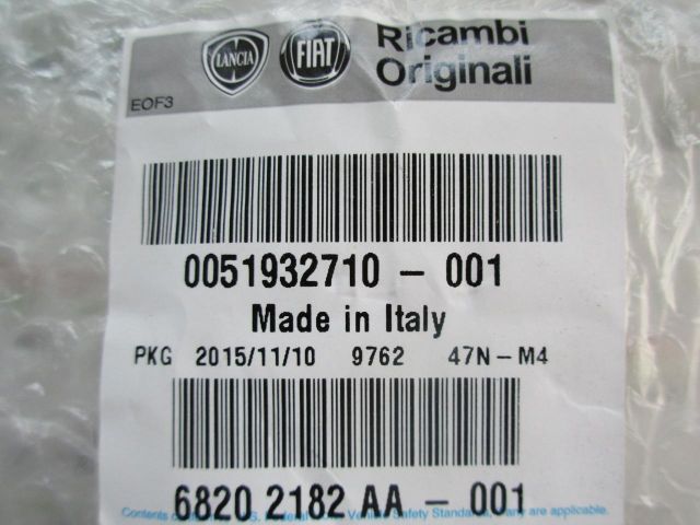 bontott FIAT 500 Első Embléma